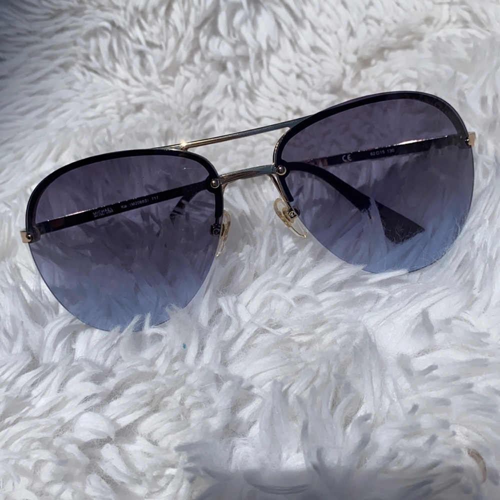 Micheal Kors Aviator Sunglasses 🕶 with gold trim